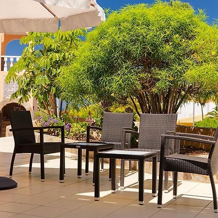 Paradise Court Aparthotel 아데제 외부 사진