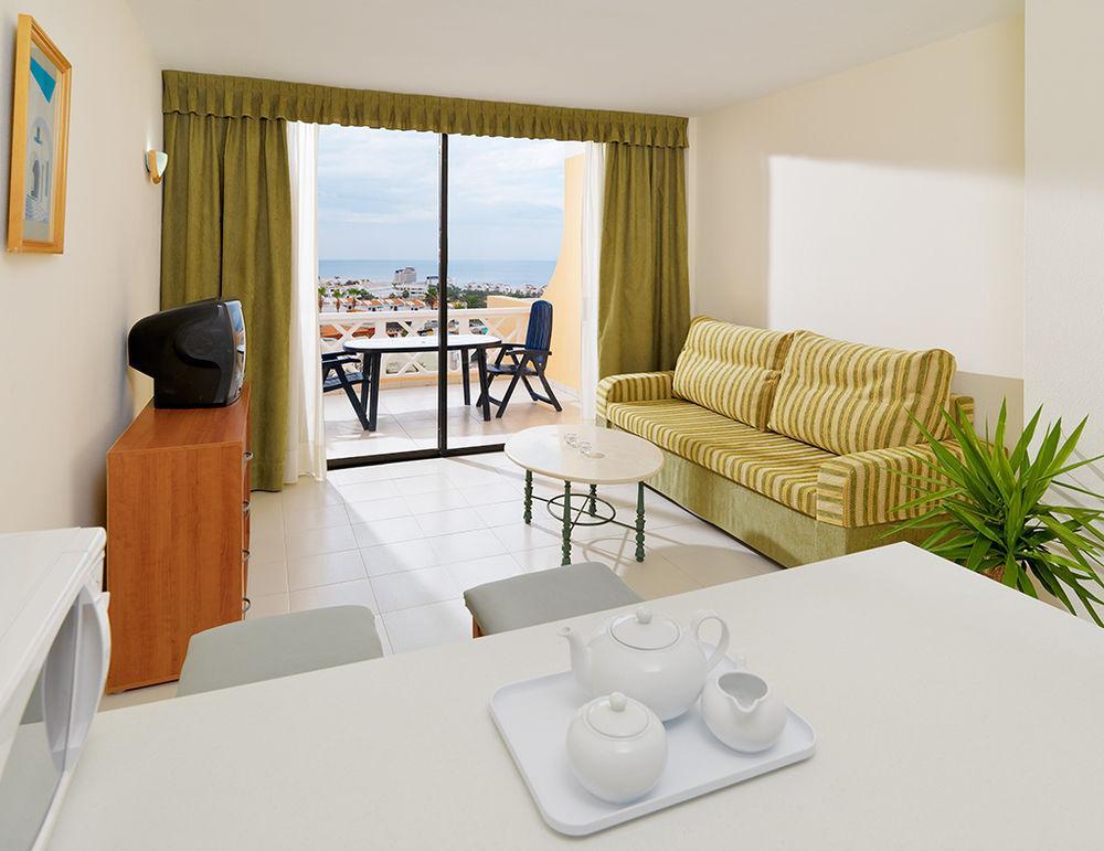 Paradise Court Aparthotel 아데제 외부 사진
