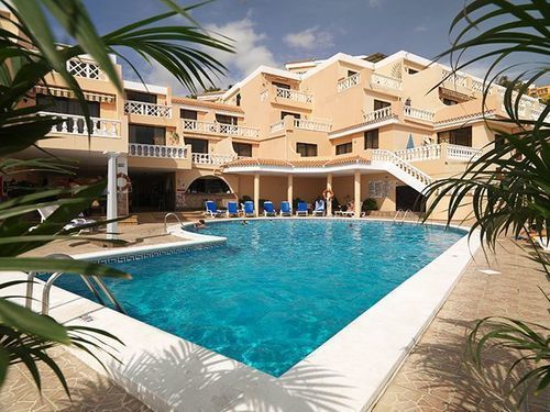 Paradise Court Aparthotel 아데제 외부 사진