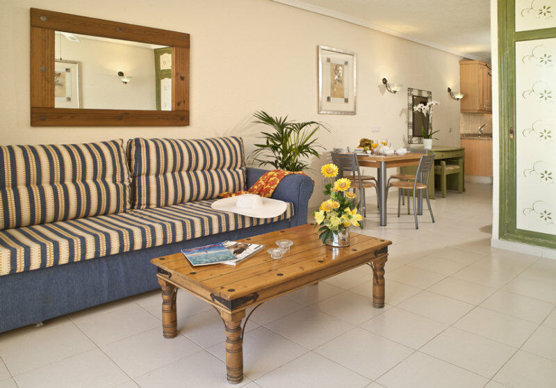 Paradise Court Aparthotel 아데제 외부 사진